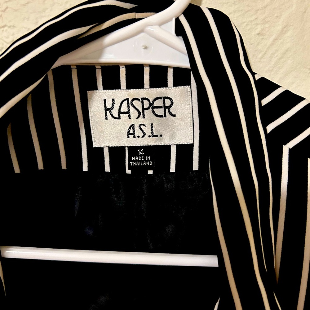Vintage black and white stripe blazer size 14.